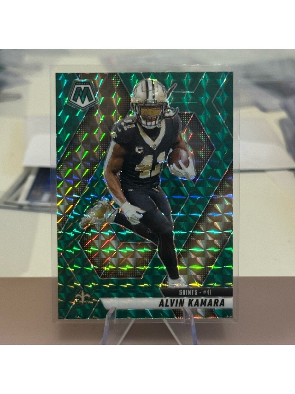 🔥 2025 Alvin Kamara Panini Mosaic Green Reactive Prizm Card. New Orlean Saints